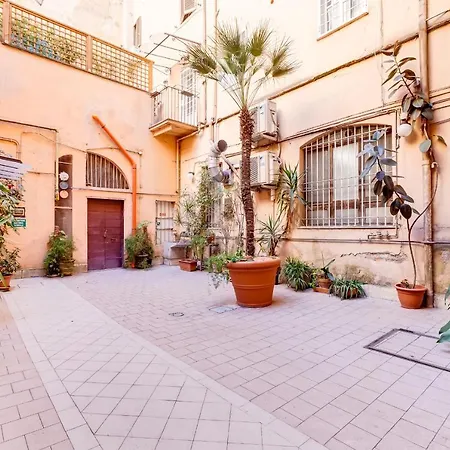 Vatican Scipioni Charming Relaxing And Patio Apartman