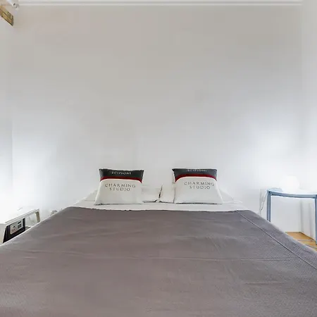Vatican Scipioni Charming Relaxing And Patio Apartman *
