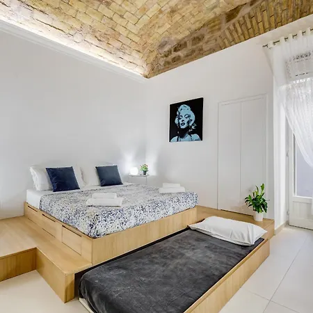 Apartment Scipioni Charming Studio Patio Near The Vatican And The Metro Rome